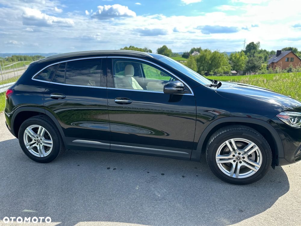 Mercedes-Benz GLA 250 4-Matic Style - 9