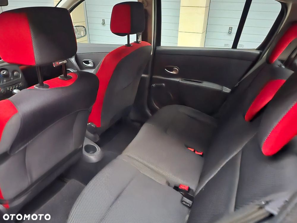 Renault Clio 1.2 16V Ripcurl - 7