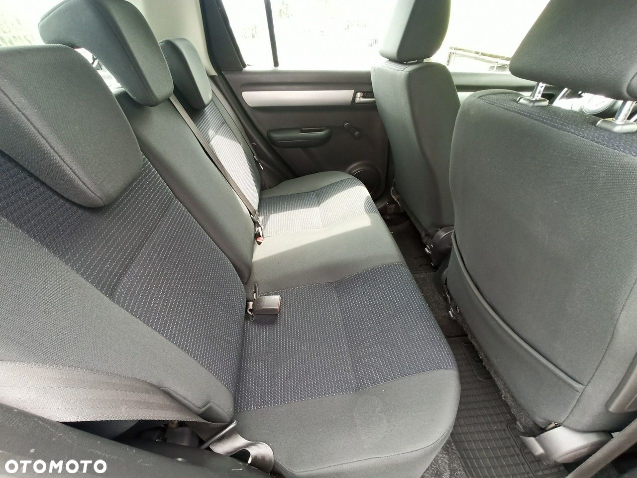 Suzuki Swift - 11