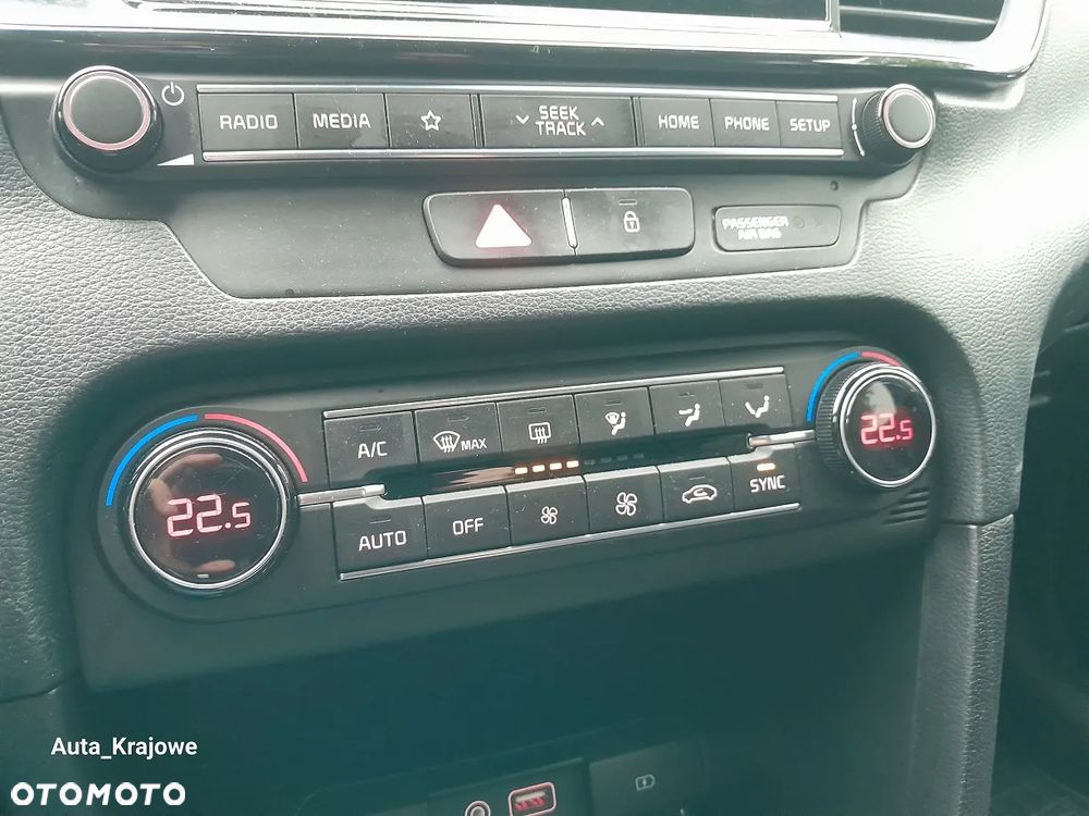 Kia Ceed 1.4 L - 17