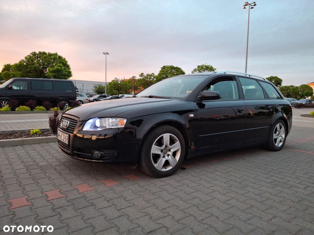 Audi A4 Avant - 1