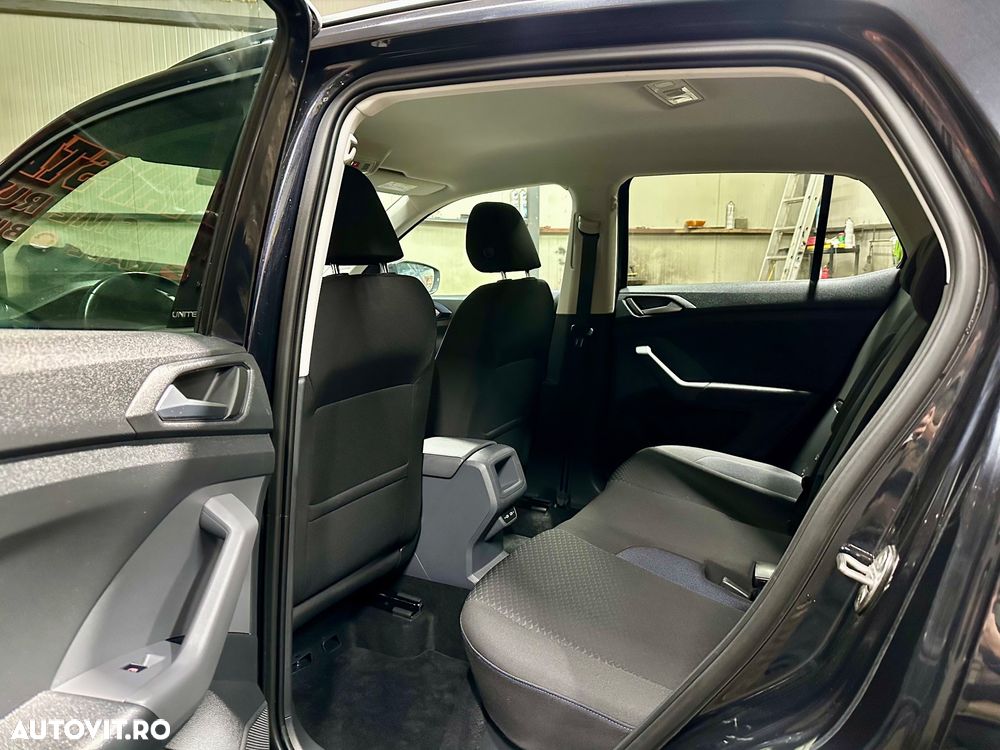 Volkswagen T-Cross - 8