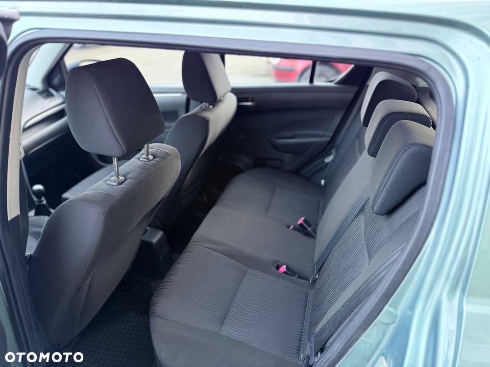 Suzuki Swift 1.2 Premium - 8