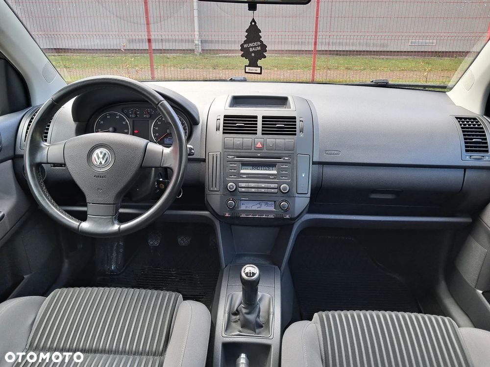 Volkswagen Polo 1.4 16V Trendline - 7