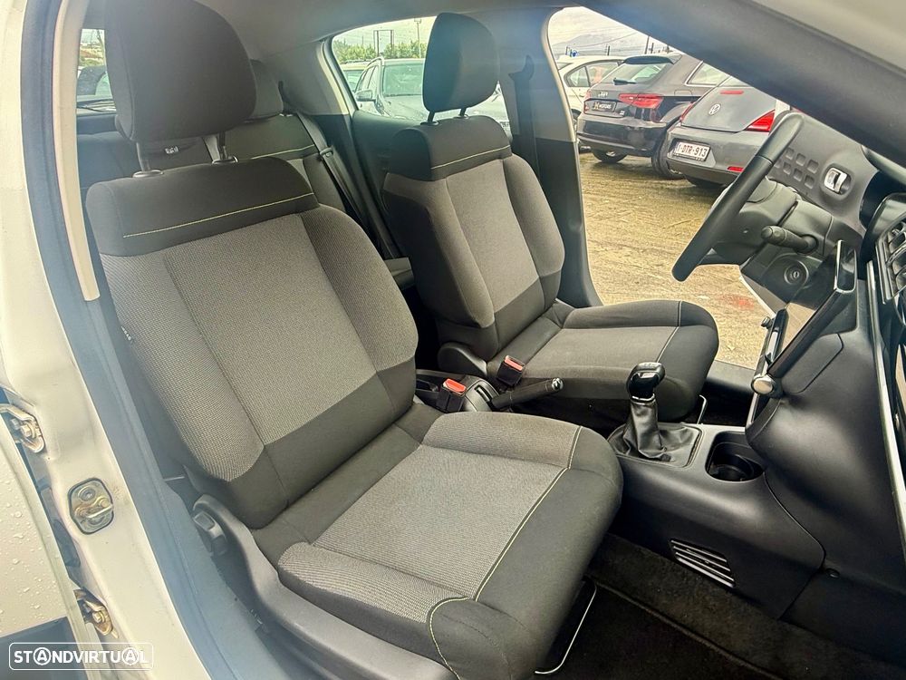 Citroën C3 1.2 PureTech Feel - 15