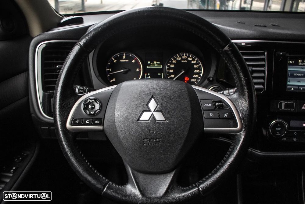 Mitsubishi Outlander 2.2 DI-D Instyle - 13