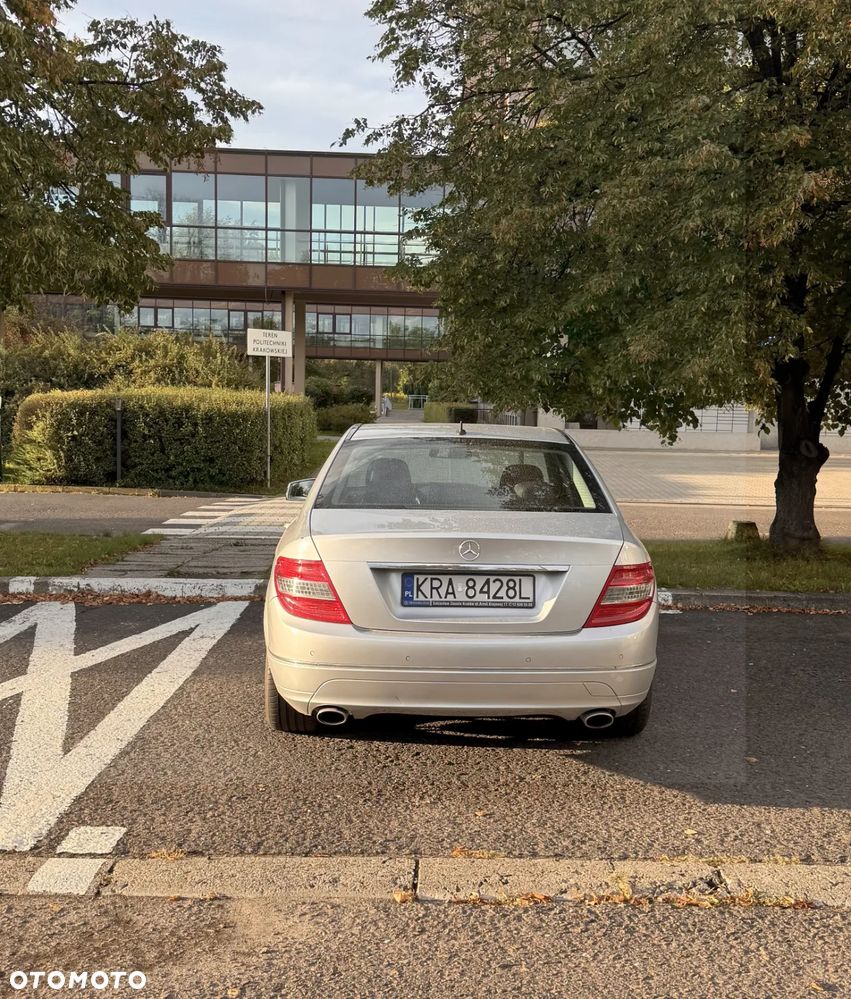 Mercedes-Benz Klasa C 350 T CDI DPF 7G-TRONIC BlueEFFICIENCY Elegance - 5