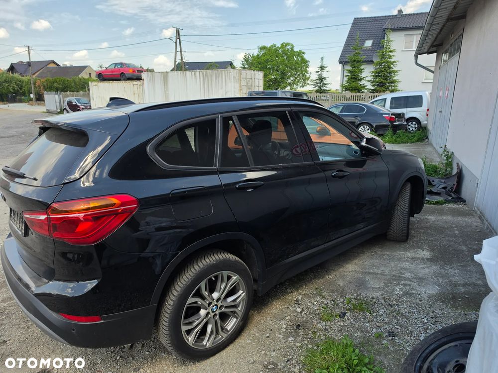 BMW X1 sDrive18i - 31