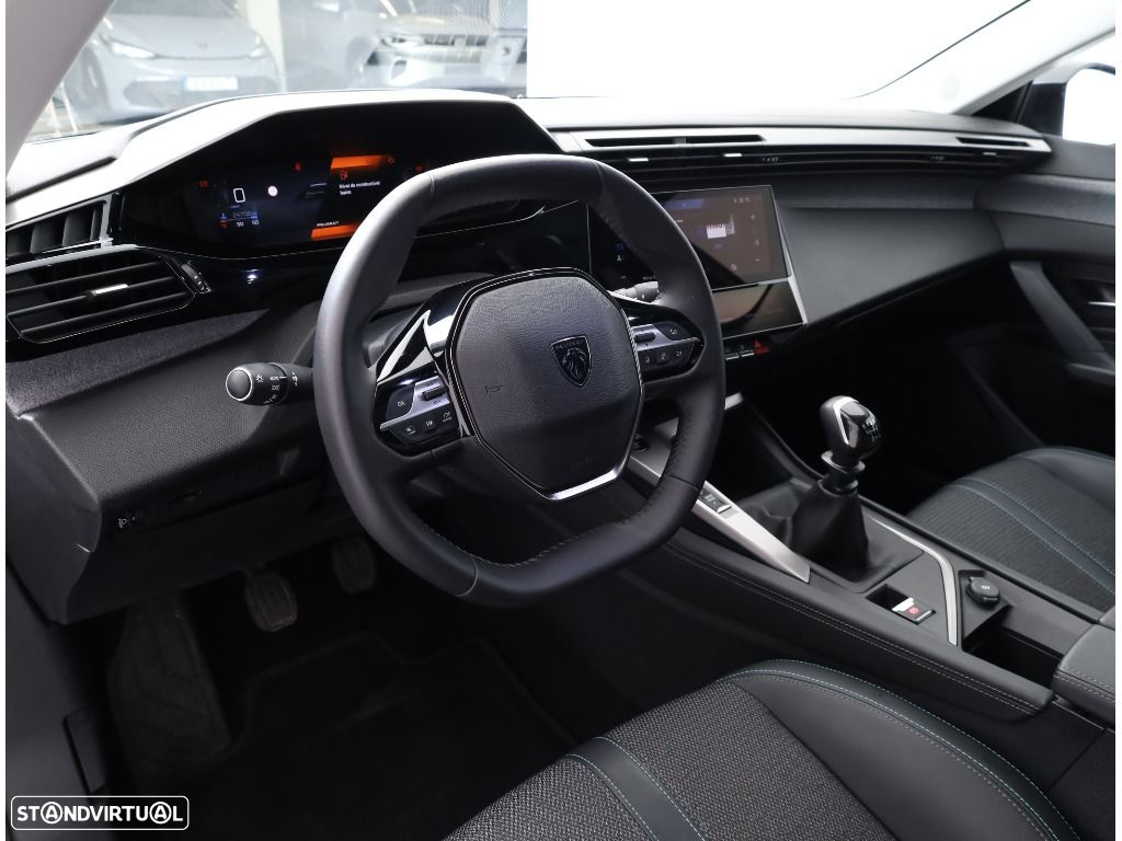 Peugeot 308 SW 1.2 PureTech Allure - 24