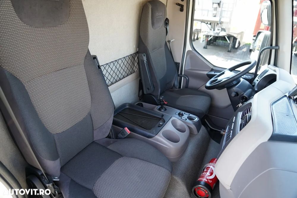DAF LF 250 / 4X2 / LIVRARE - 7.30 + HDS HYVA HB 150XE3 / RADIOCOMANDĂ / ROTATOARE / MAX. CAPACITATE DE RIDICARE: 5200 KG / FURCĂ PENTRU PALEȚI / EURO 6 - 36