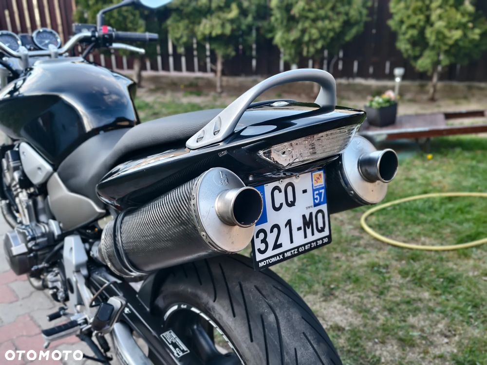 Honda Hornet - 27