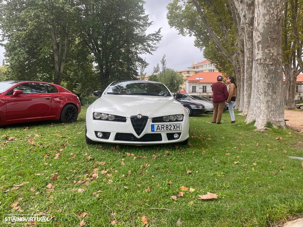 Alfa Romeo Brera 2.4 JTDm Skyview - 12