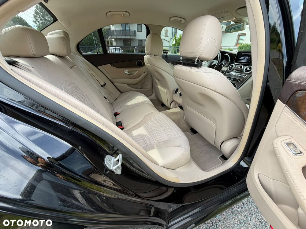 Mercedes-Benz Klasa C 200 7G-TRONIC - 14