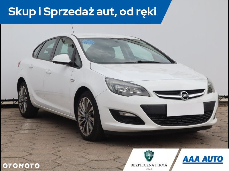 Opel Astra - 2