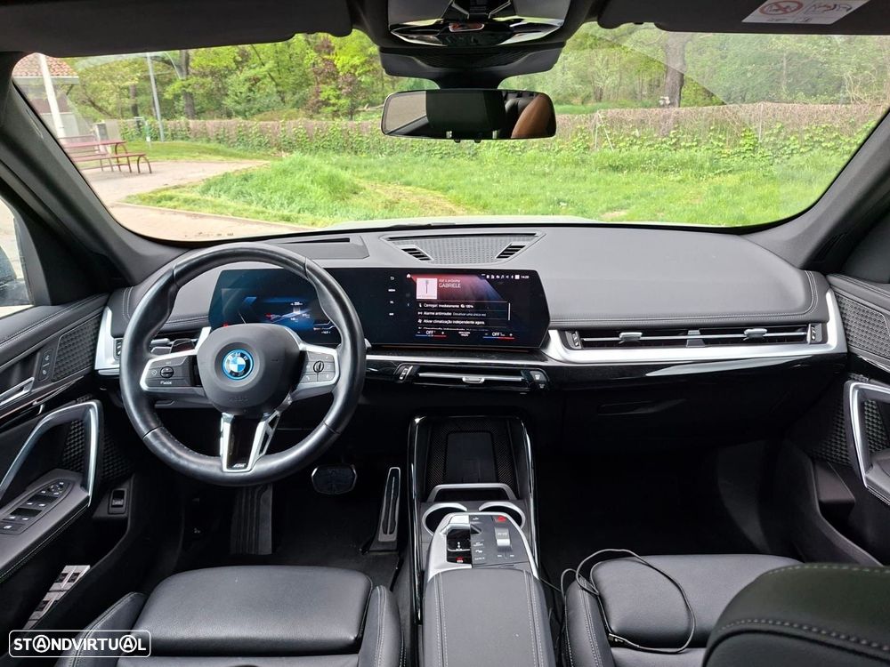 BMW iX1 xDrive30 Pack Desportivo M Pro - 10