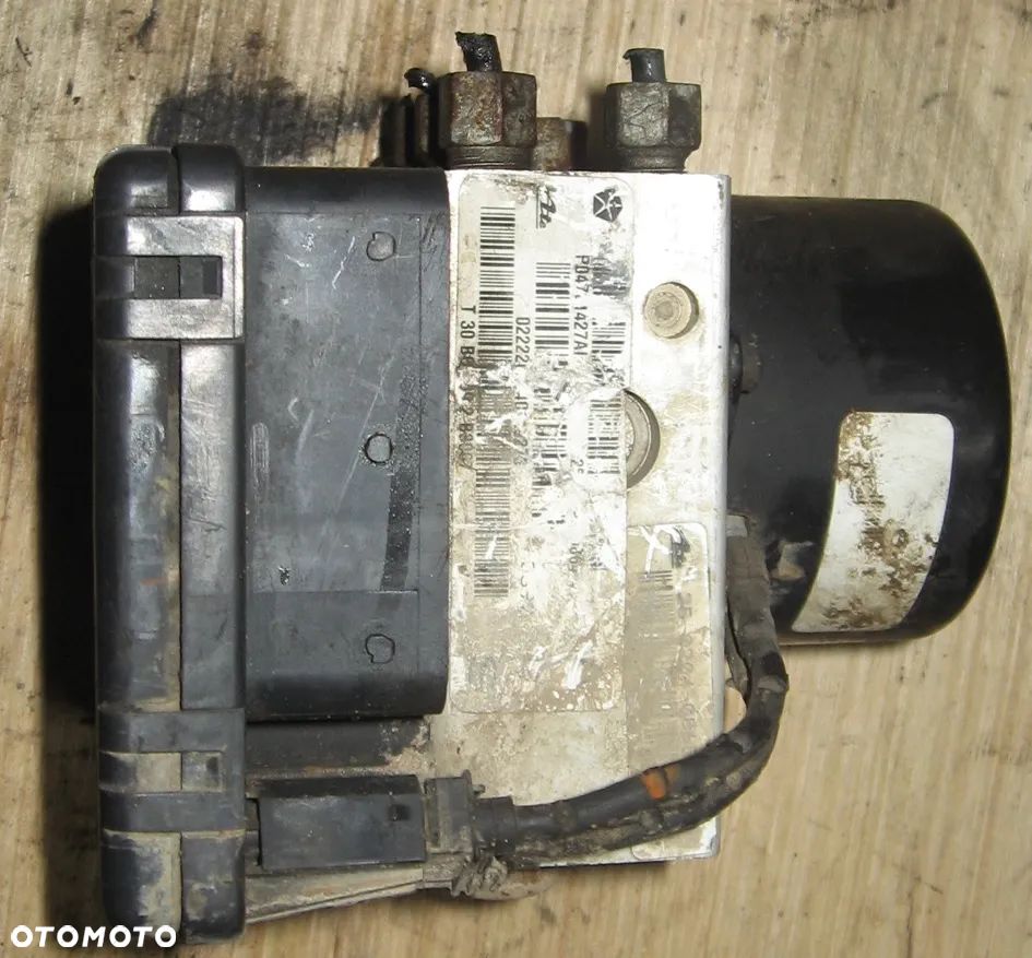 ABS sterownik VOYAGER IV CHRYSLER pompa 04686702AC - 2