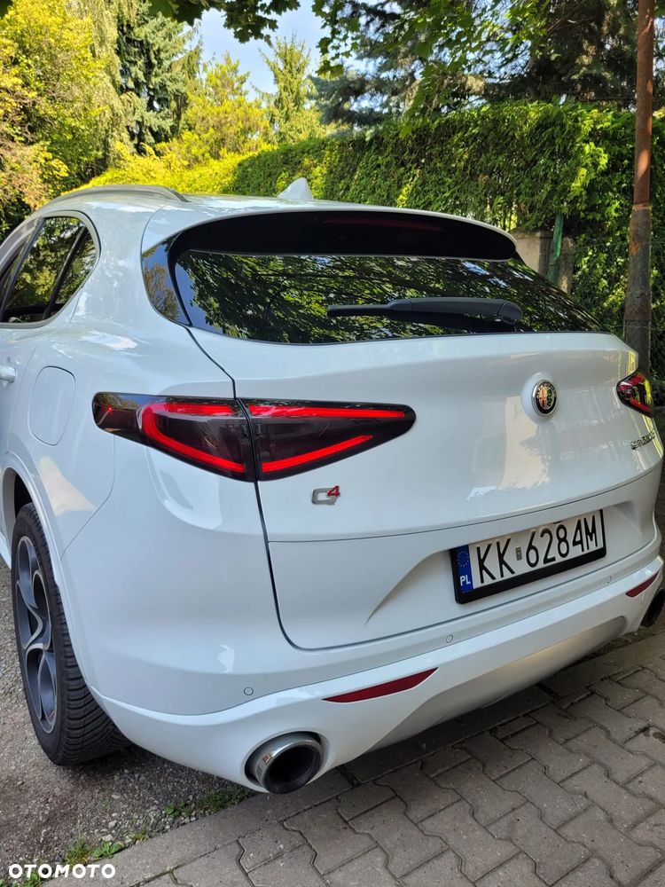 Alfa Romeo Stelvio 2.0 Turbo TI Q4 - 19