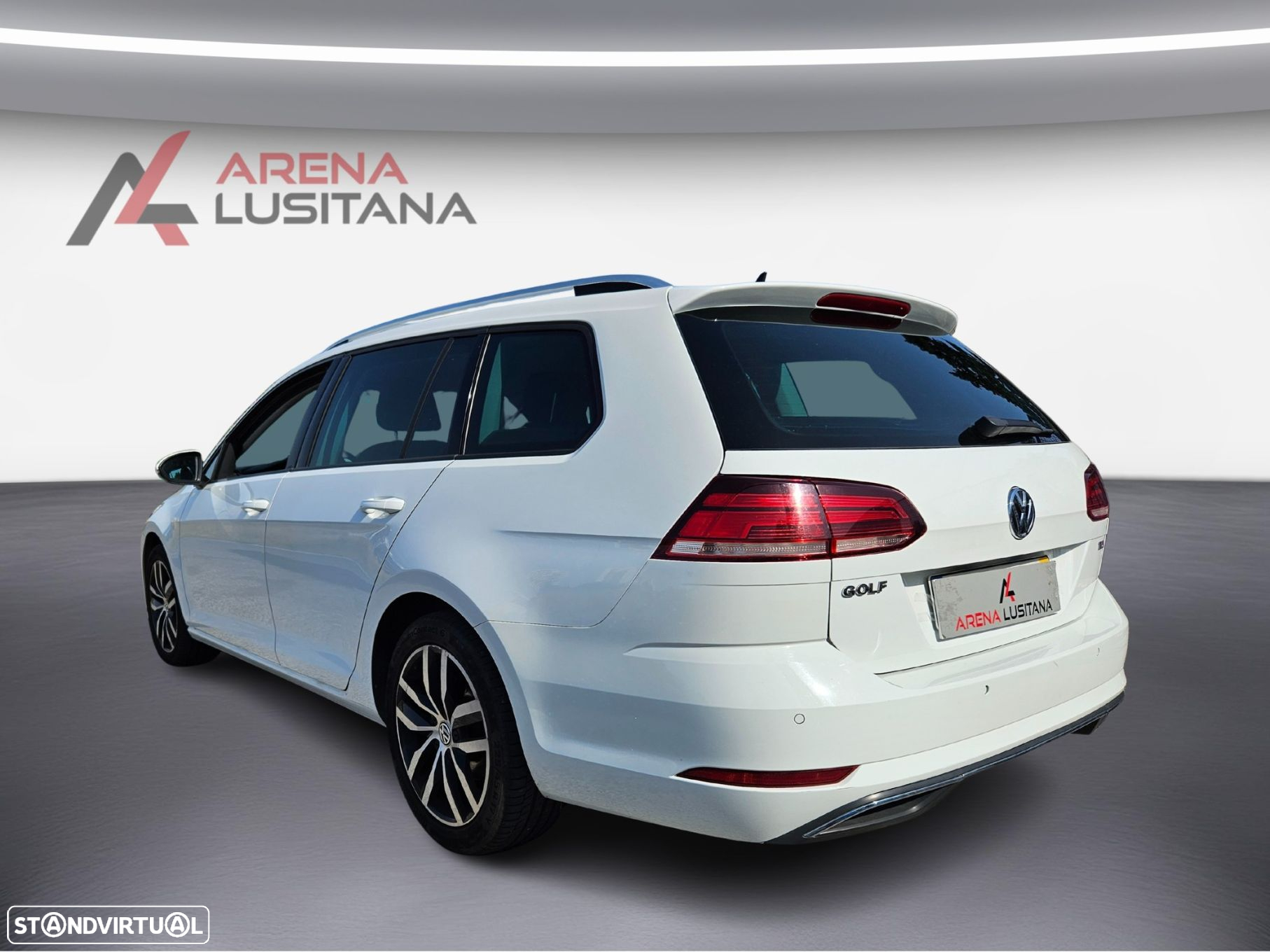 VW Golf Variant 1.6 TDi Confortline - 12