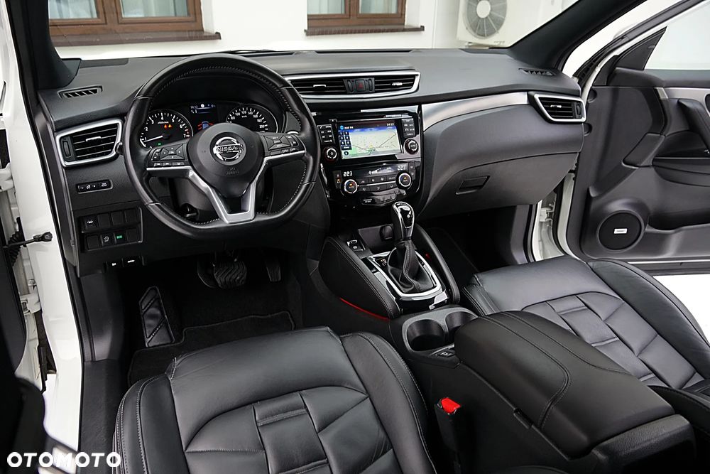Nissan Qashqai 1.2 DIG-T Xtronic TEKNA+ - 25