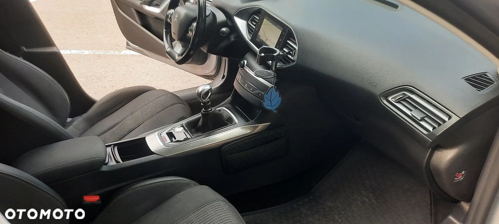 Peugeot 308 1.5 BlueHDi Business Line S&S - 15