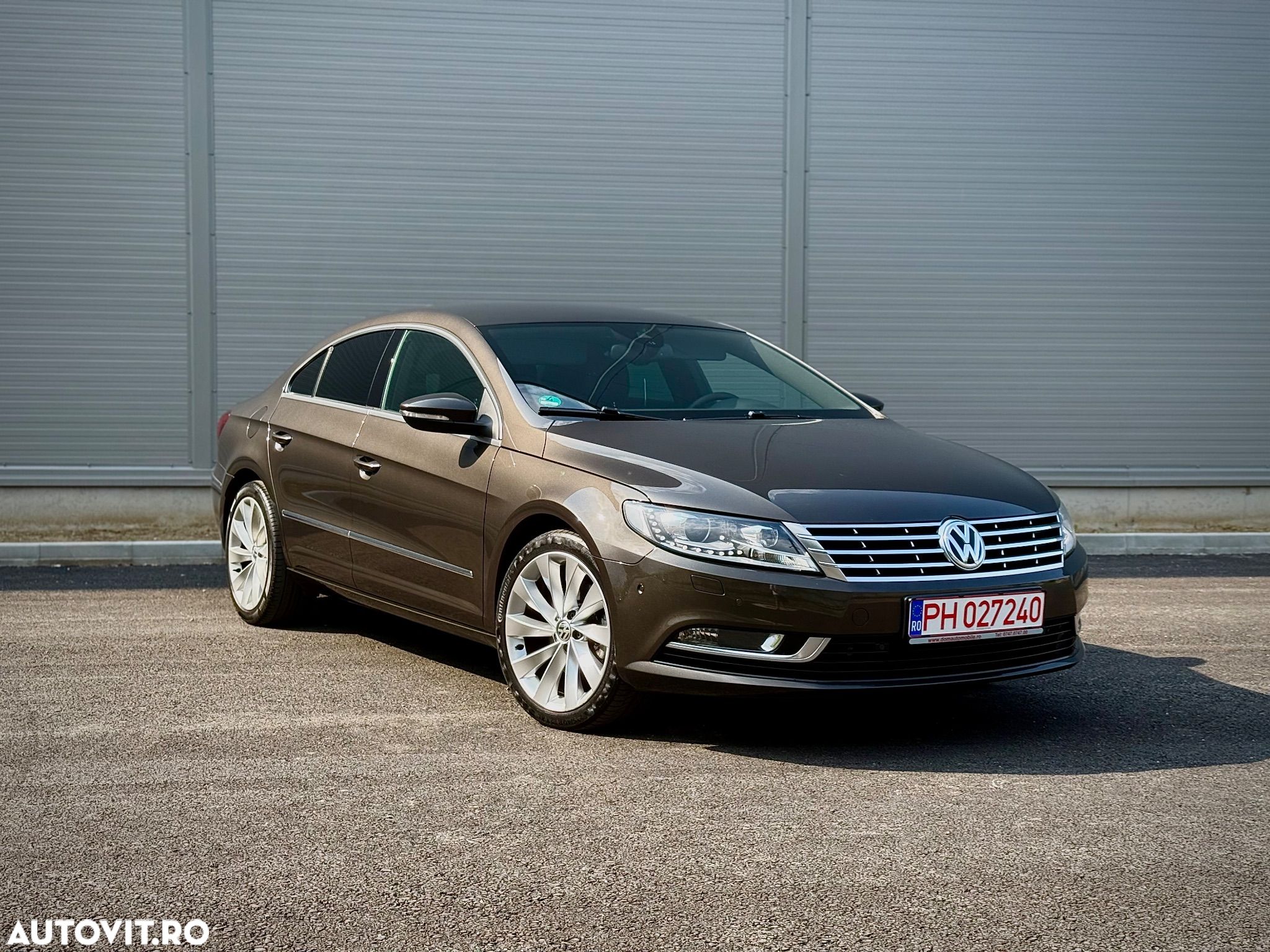 Volkswagen Passat CC 2.0 TDI BlueMotion Technology DSG - 1
