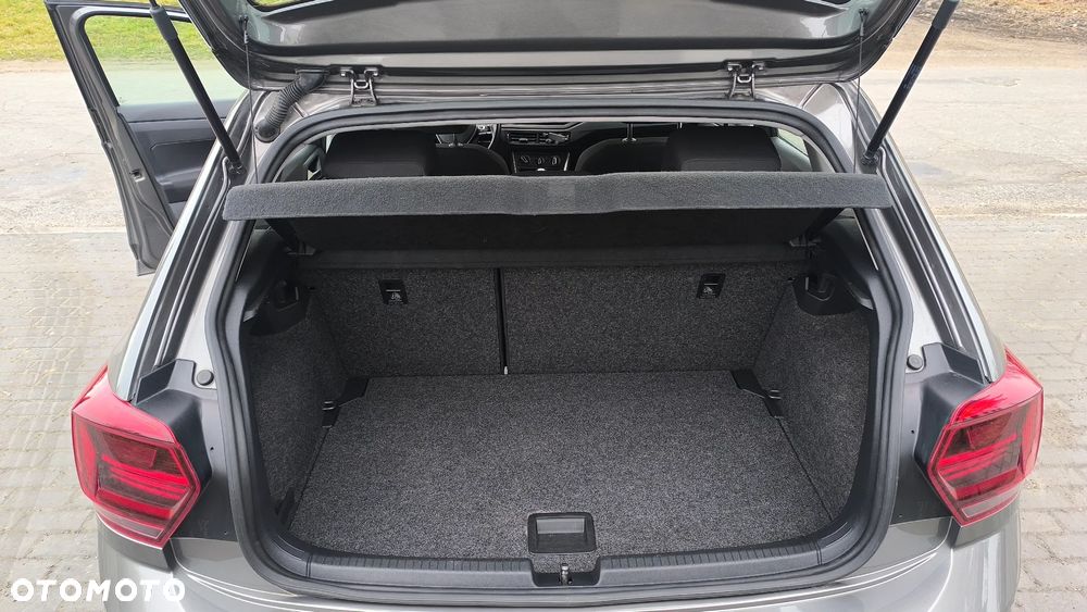 Volkswagen Polo - 16