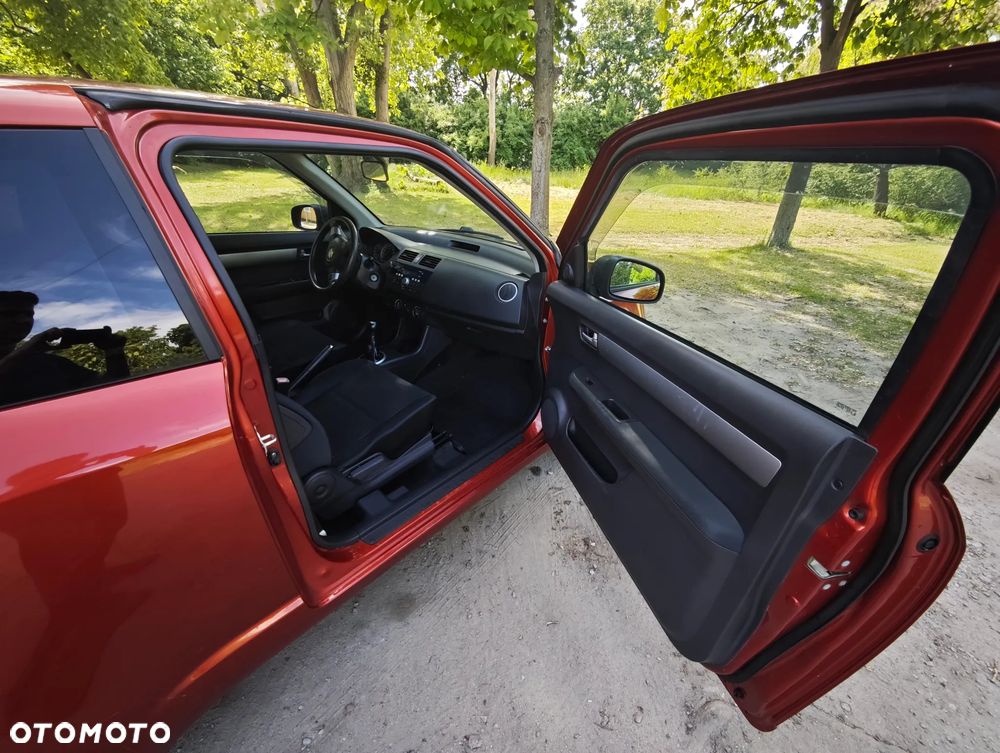 Suzuki Swift 1.5 GS - 37