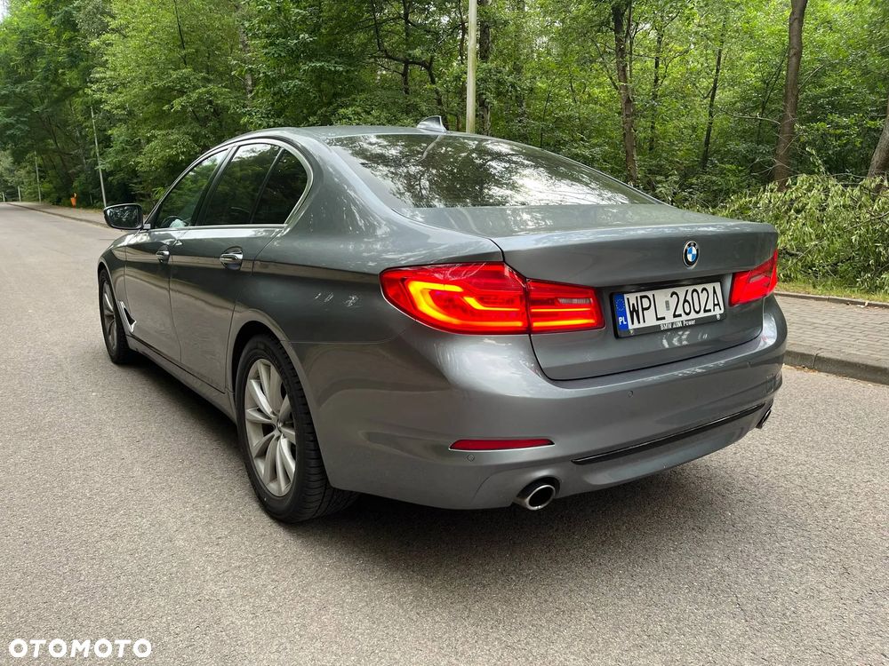 BMW Seria 5 520d - 5