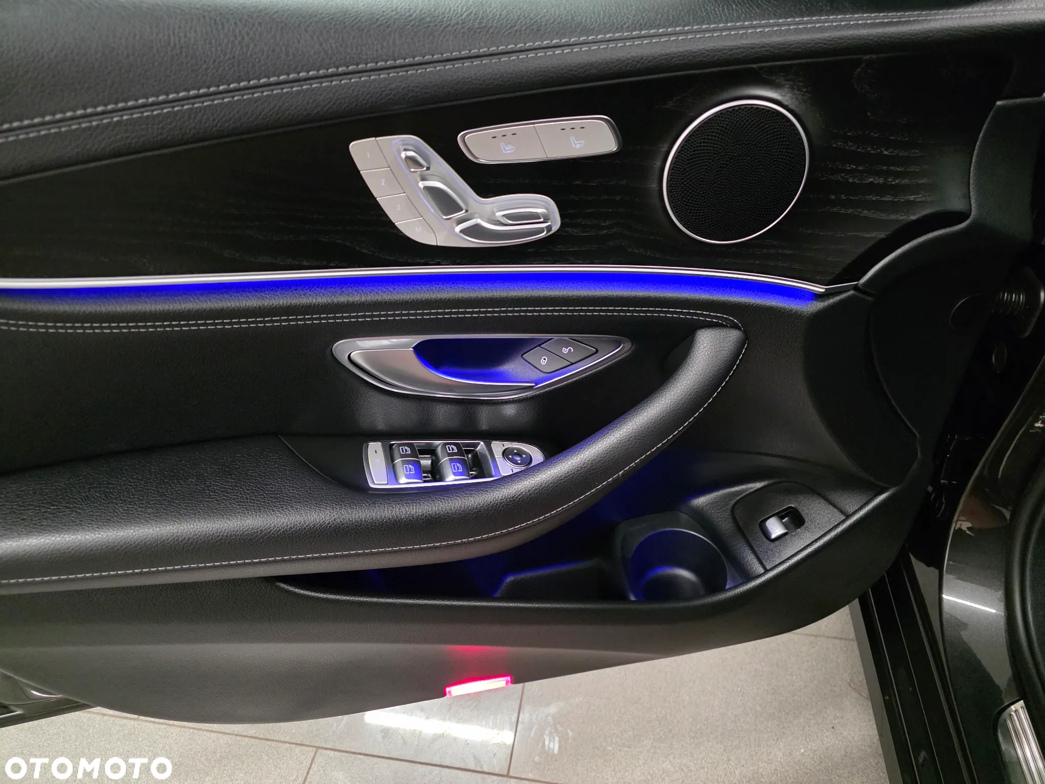 Mercedes-Benz Klasa E 300 de 9G-TRONIC Exclusive - 25