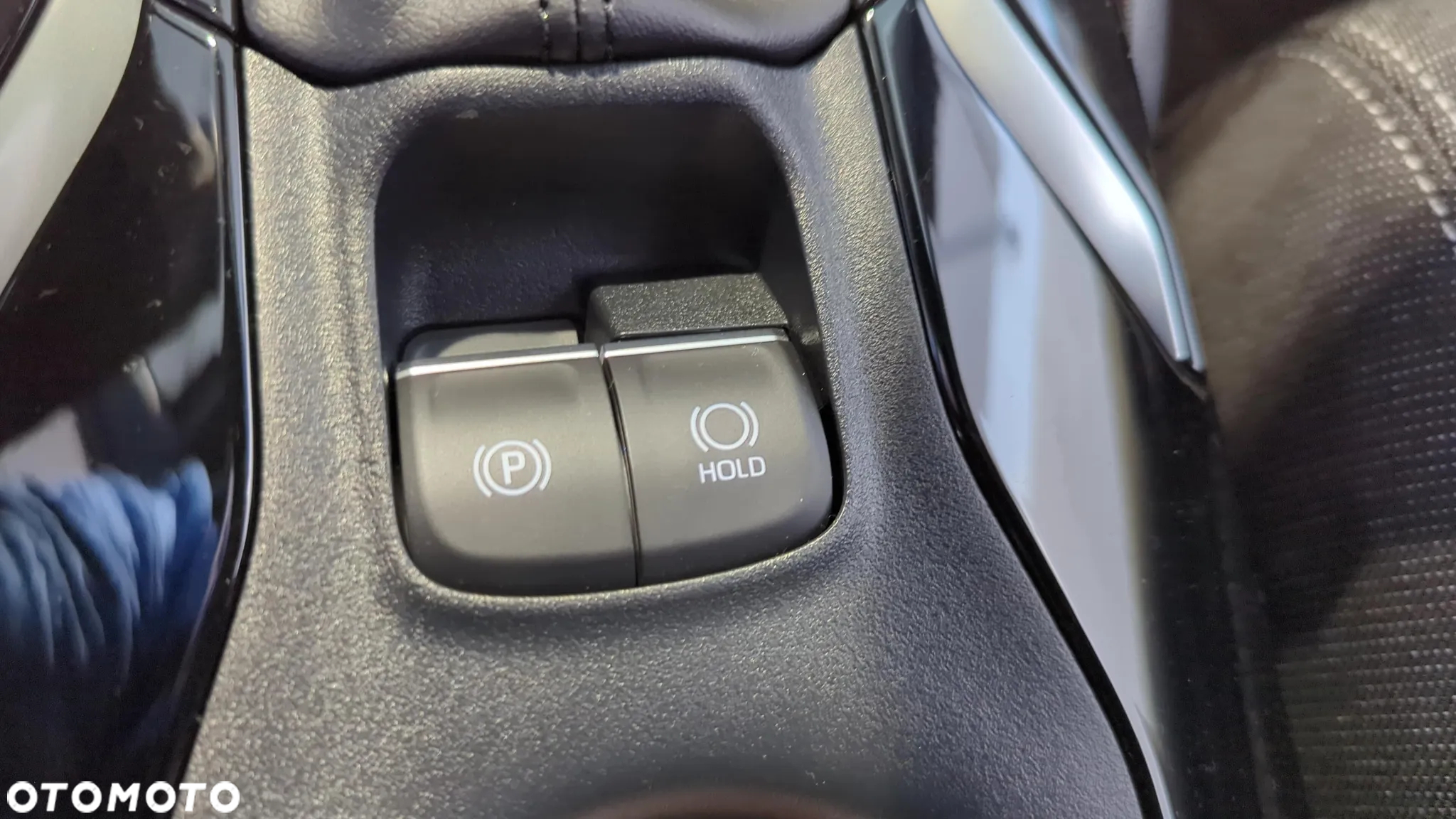 Suzuki Swace 1.8 Hybrid Premium Plus CVT - 34