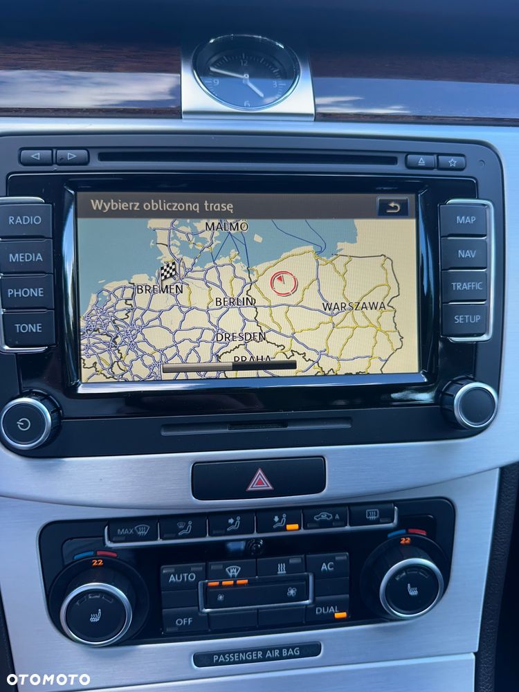 Volkswagen Passat 2.0 TDI Highline DSG - 16