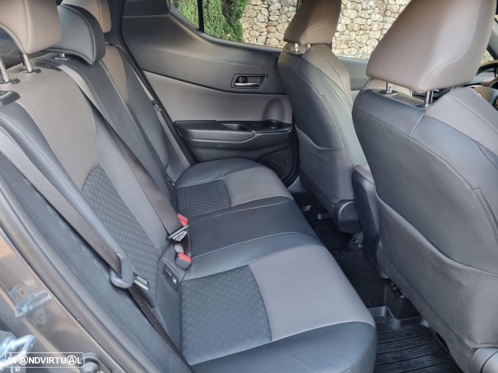 Toyota C-HR 1.8 Hybrid Exclusive+P.Luxury - 13