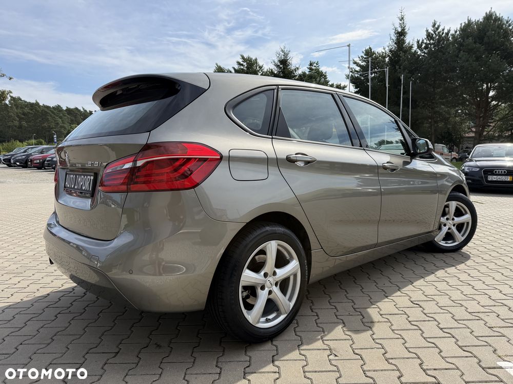 BMW Seria 2 218i Advantage - 7