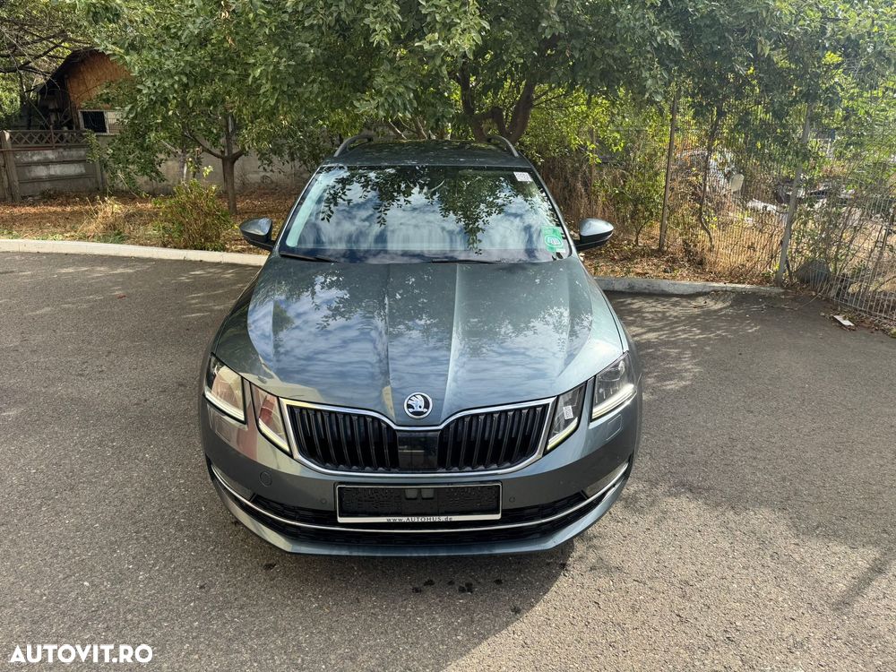 Skoda Octavia 2.0 TDI DSG Style - 1