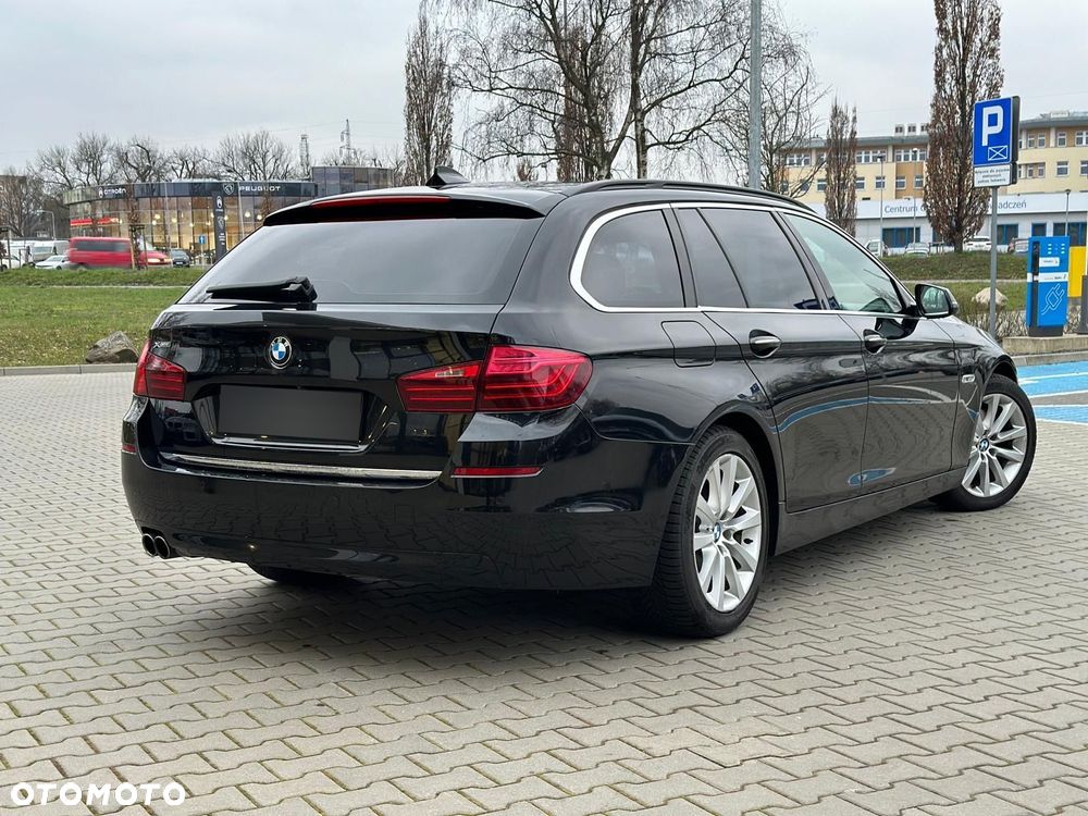 BMW Seria 5 525d xDrive Luxury Line - 18