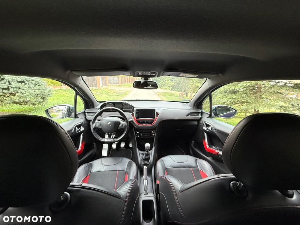 Peugeot 208 GTI 200 THP - 22