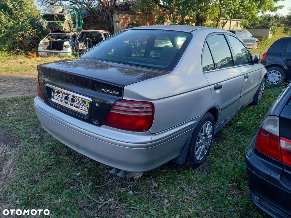 Części Honda Accord VI 1997 – 2002 R4 1.8 VTEC 136 KM 2000r. CzesciOpony.pl - 2