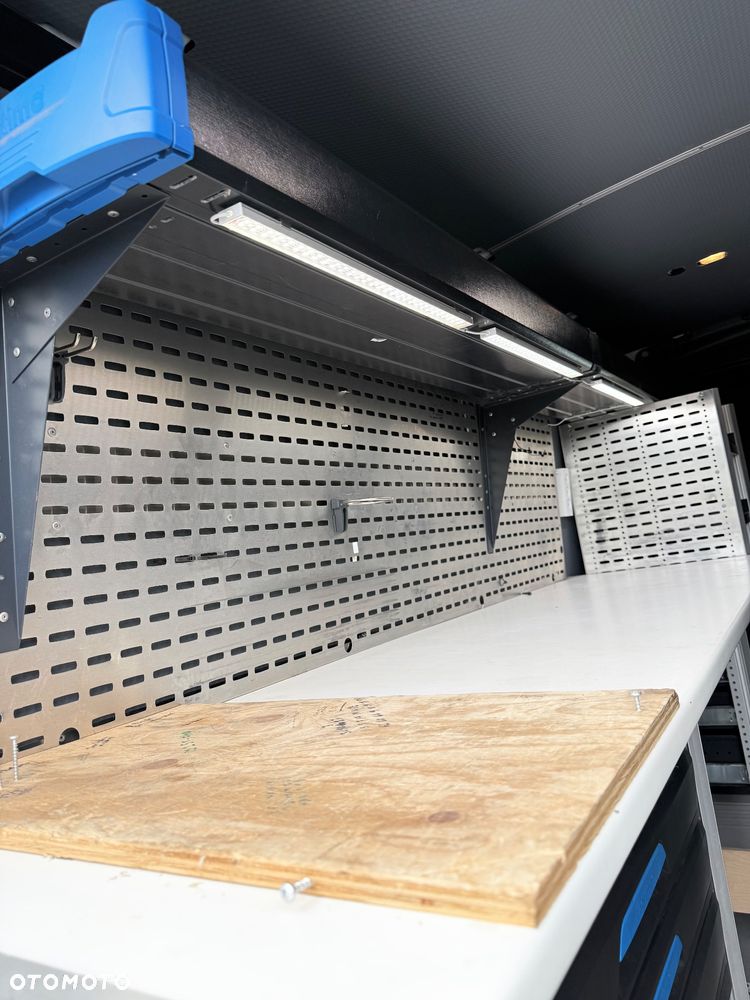 Ford Transit Kombi L2H2 Limited - 10