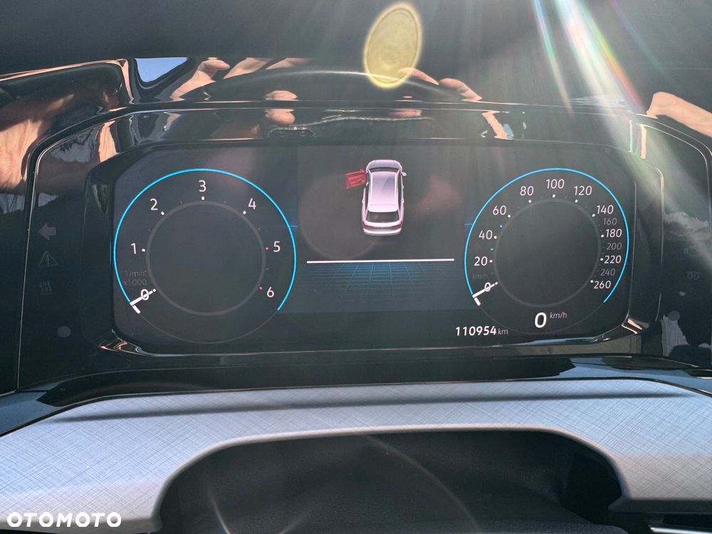 Volkswagen Golf 2.0 TDI Life - 19