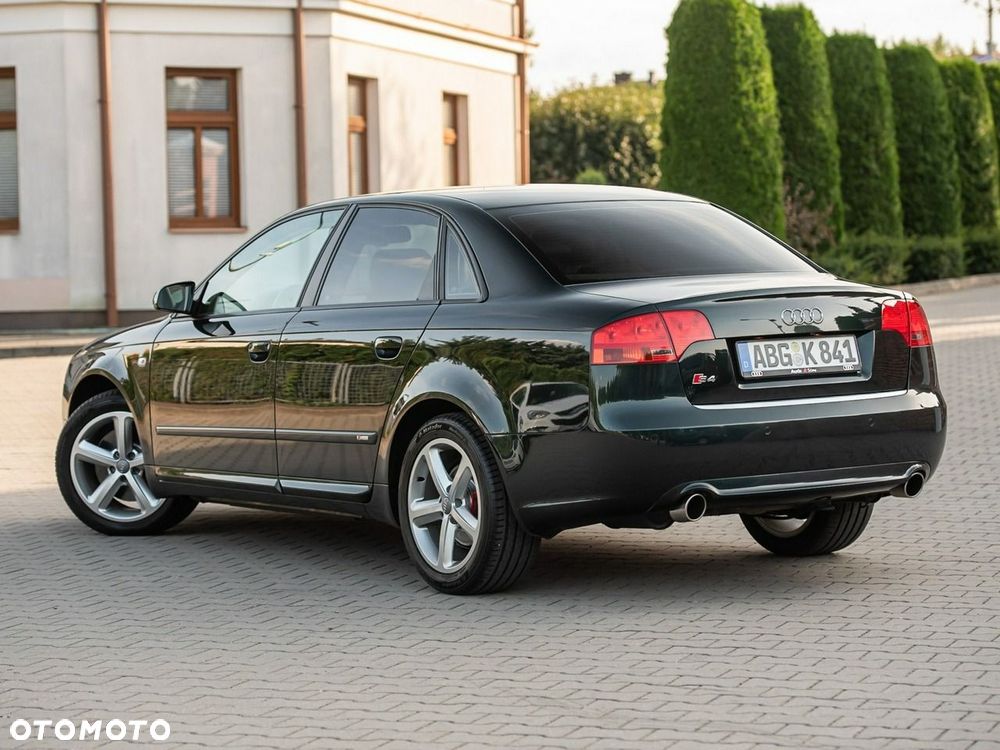 Audi A4 Limousine 2.0T FSI Quattro - 14