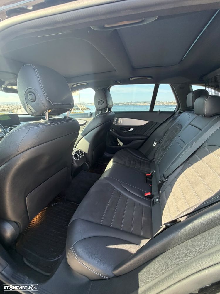 Mercedes-Benz C 300 BlueTEC Hybrid AMG Line - 11