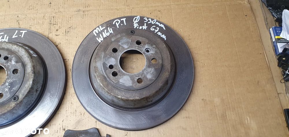 Tarcze hamulcowe tył tylne klocki Mercedes ML W164 3.5 V6 - 3
