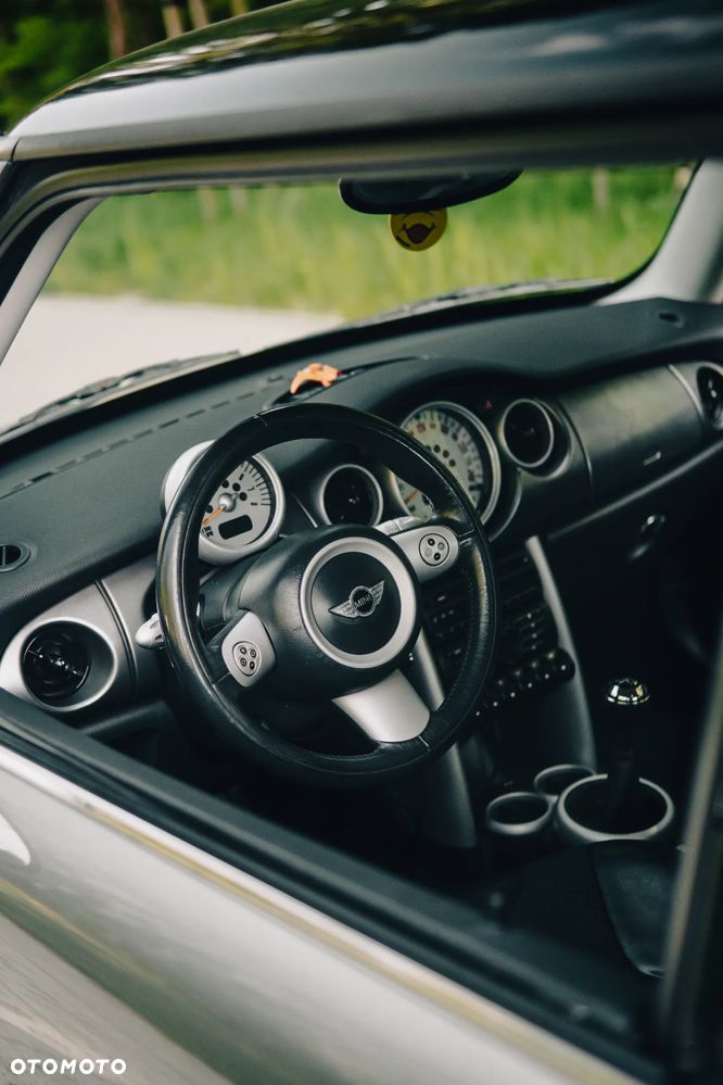 MINI Cooper S Standard - 22