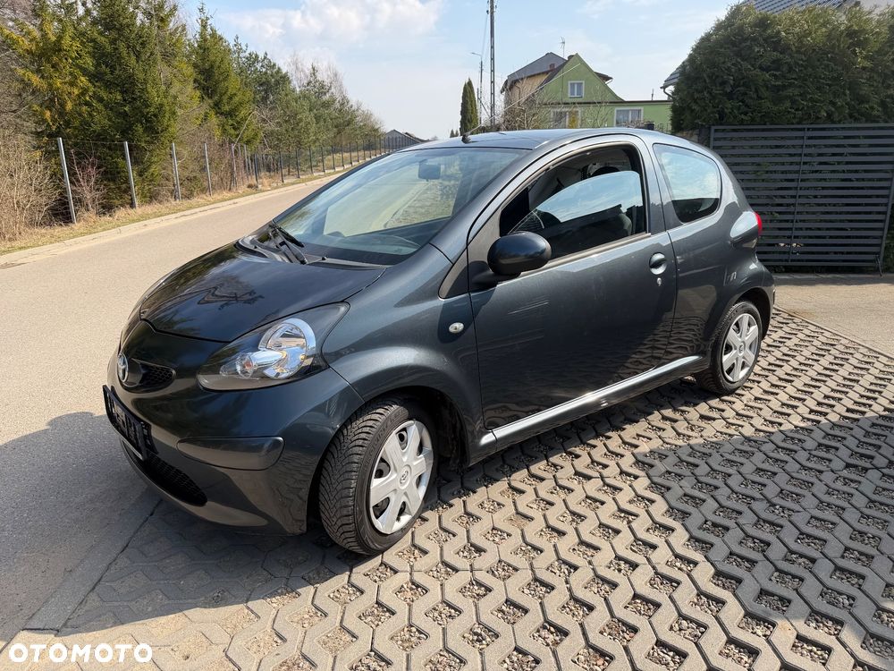 Toyota Aygo - 1