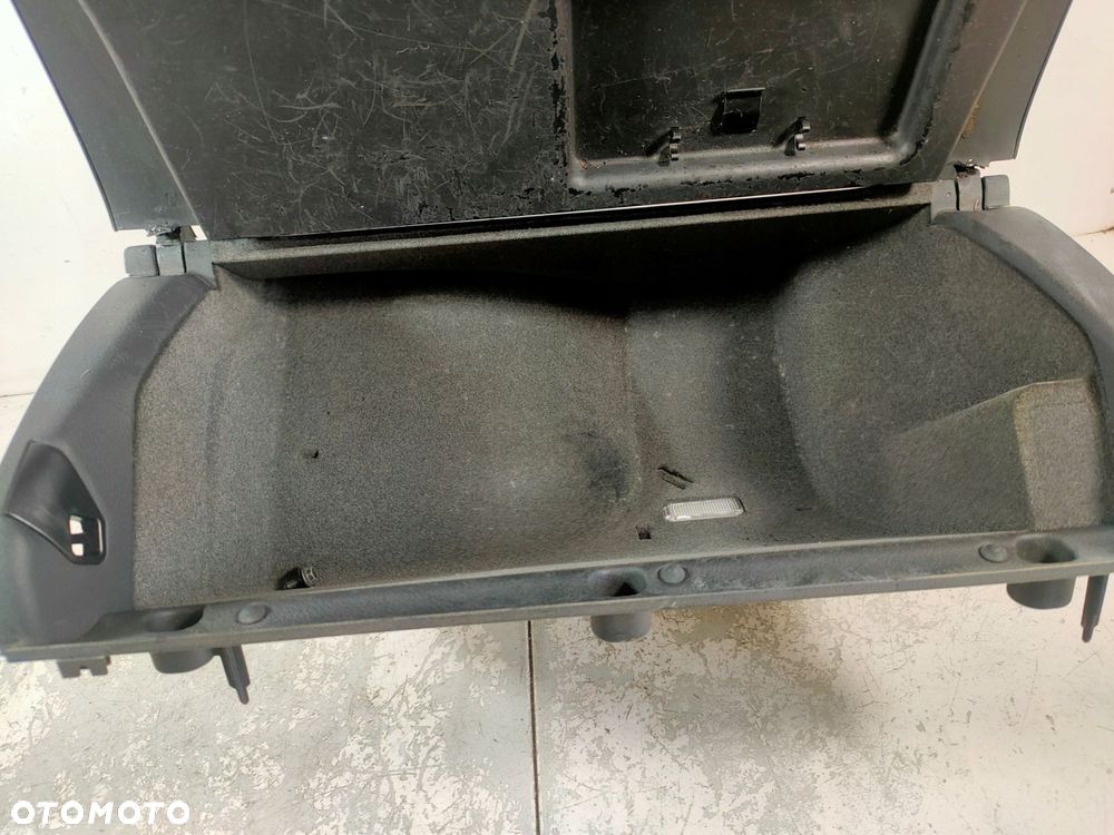 schowek pasażera audi a4 b6 czarny soul - 2