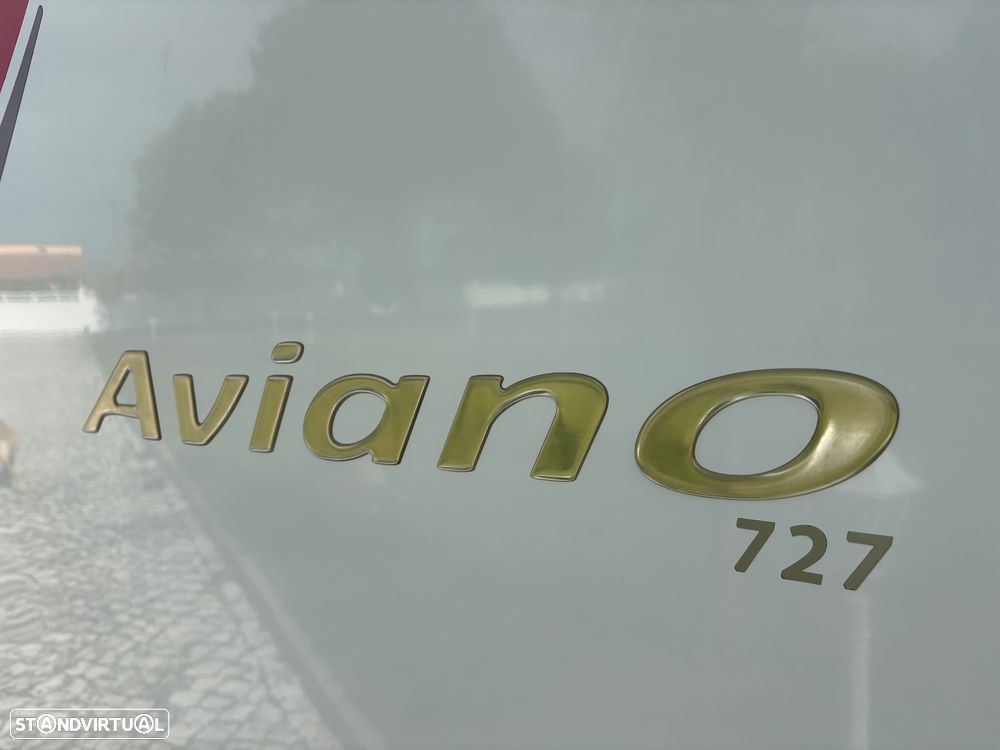 Burstner Aviano Aviano 727 cama central - 8