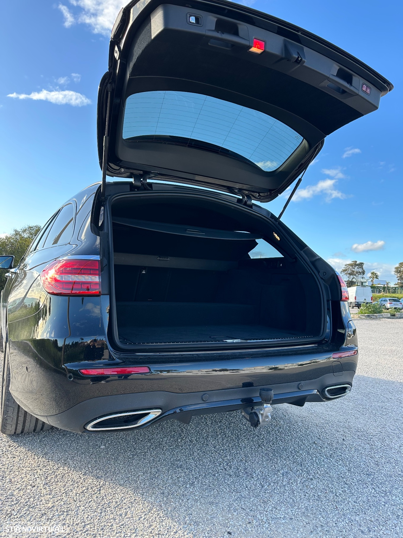 Mercedes-Benz E 300 de AMG Line - 10