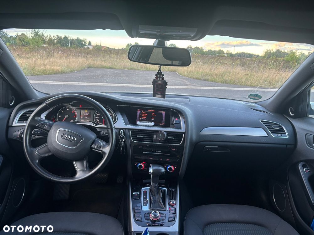 Audi A4 Avant - 10