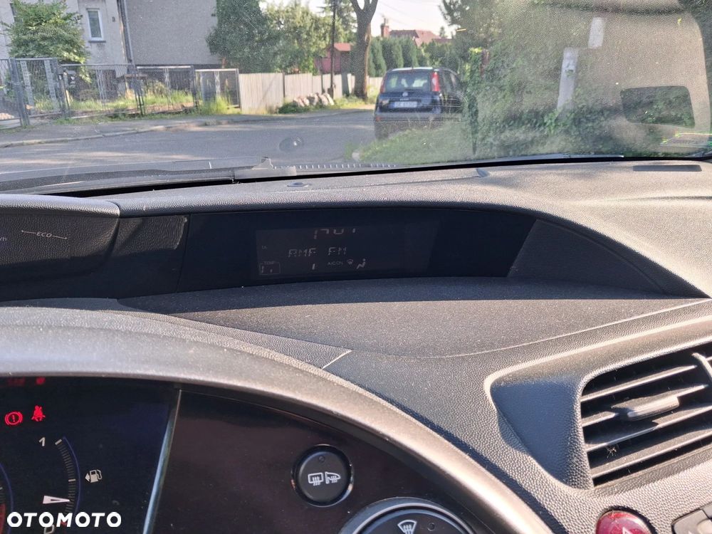 Honda Civic 1.8 Comfort - 8