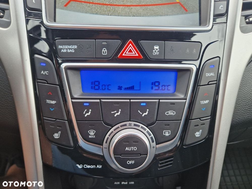 Hyundai i30 1.4 Premium - 14